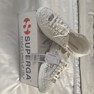 Superga lace sneaker